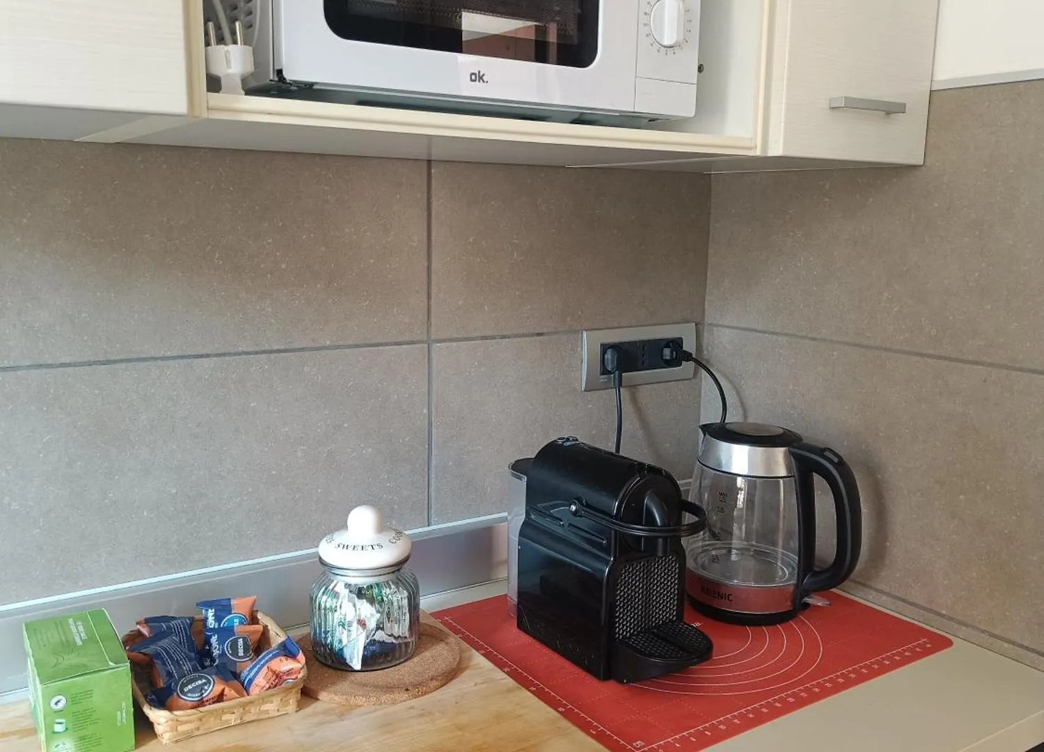 Tia Tourist Apartment Rome Italy