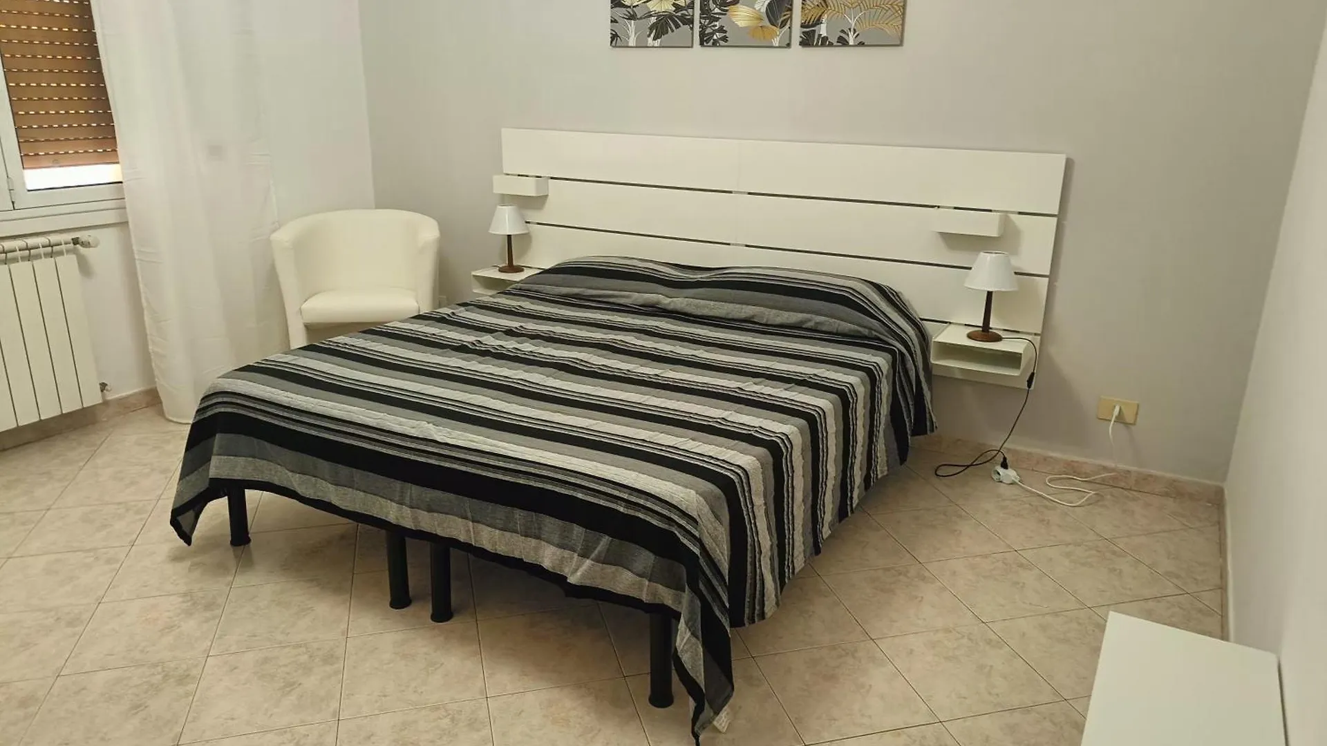 Tia Tourist Apartment Rome Italy