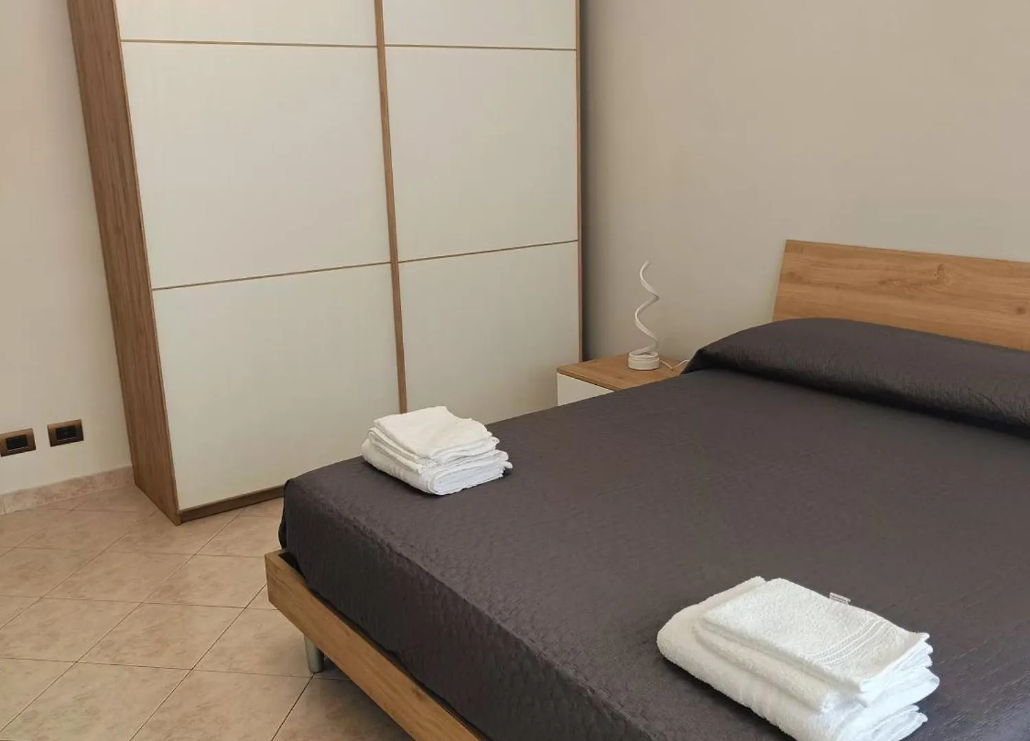 Tia Tourist Apartment Rome